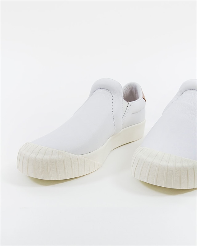 Adidas originals best sale everyn slip on