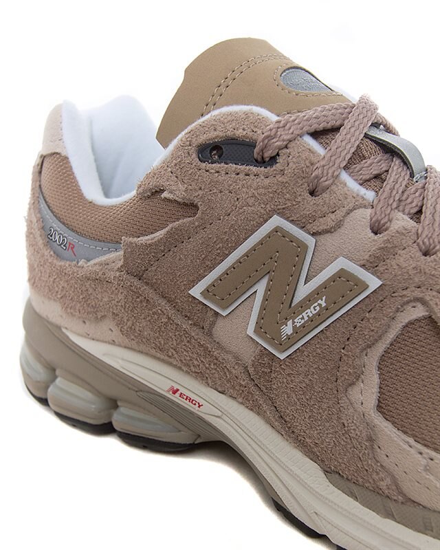 New Balance 2002R | M2002RDL | Brun | Sneakers | Skor | Footish