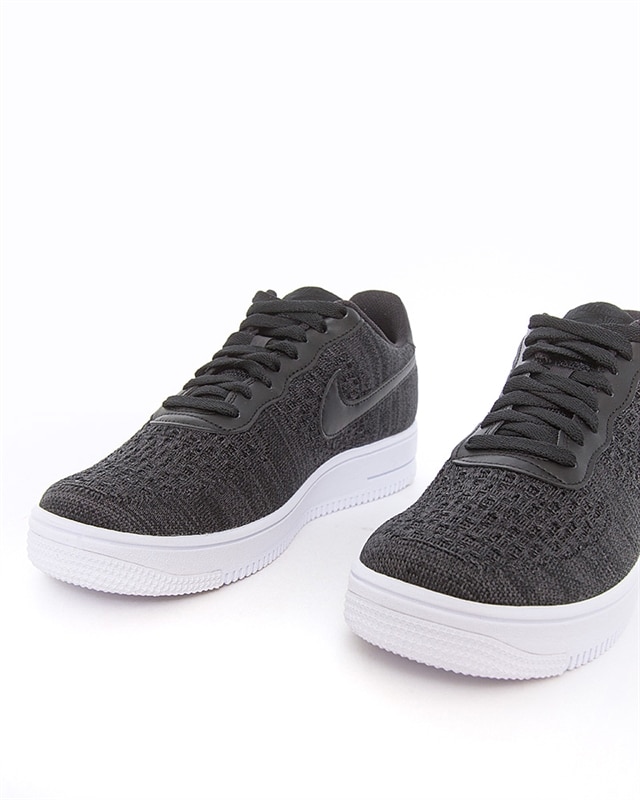 nike air force one flyknit black