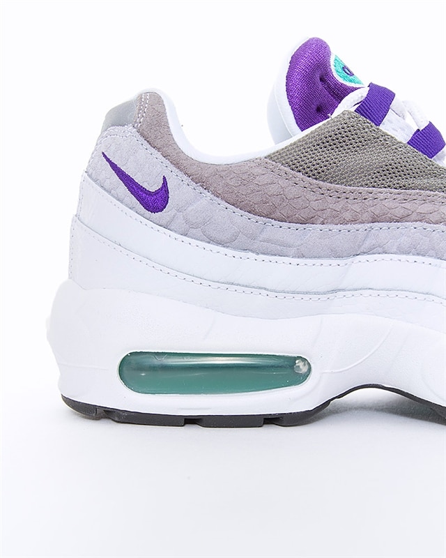 Nike 95 online moradas