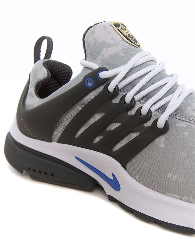 Nike Air Presto Premium | DR0288-001 | Grå | Sneakers | Skor | Footish