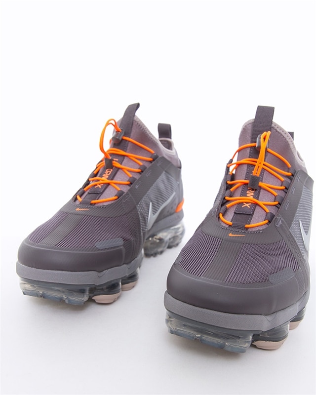 Air vapormax 2019 hotsell utility grey/orange men's shoe