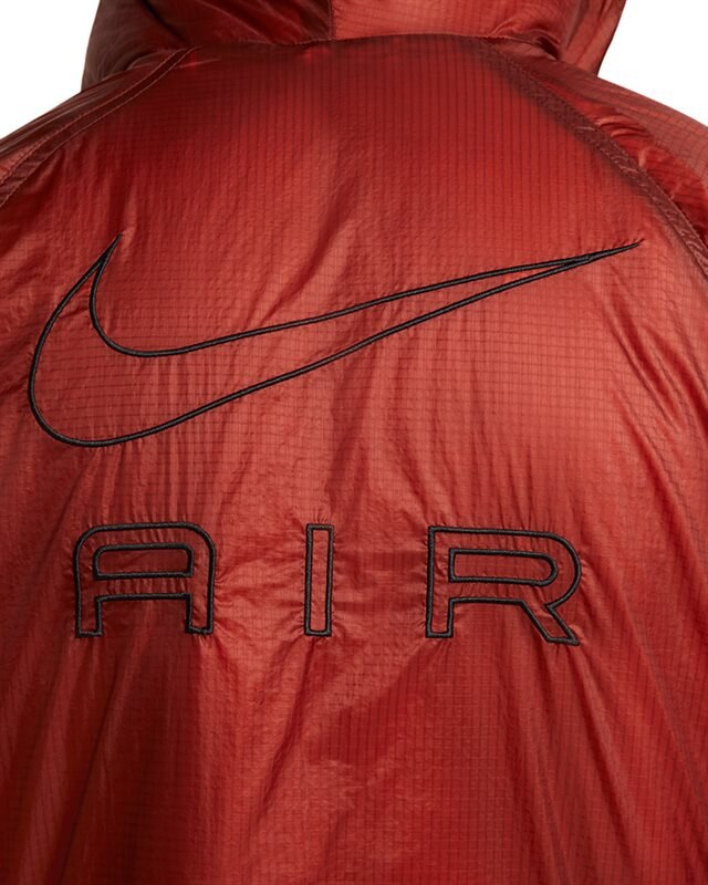 Nike windbreaker jacket on sale 217