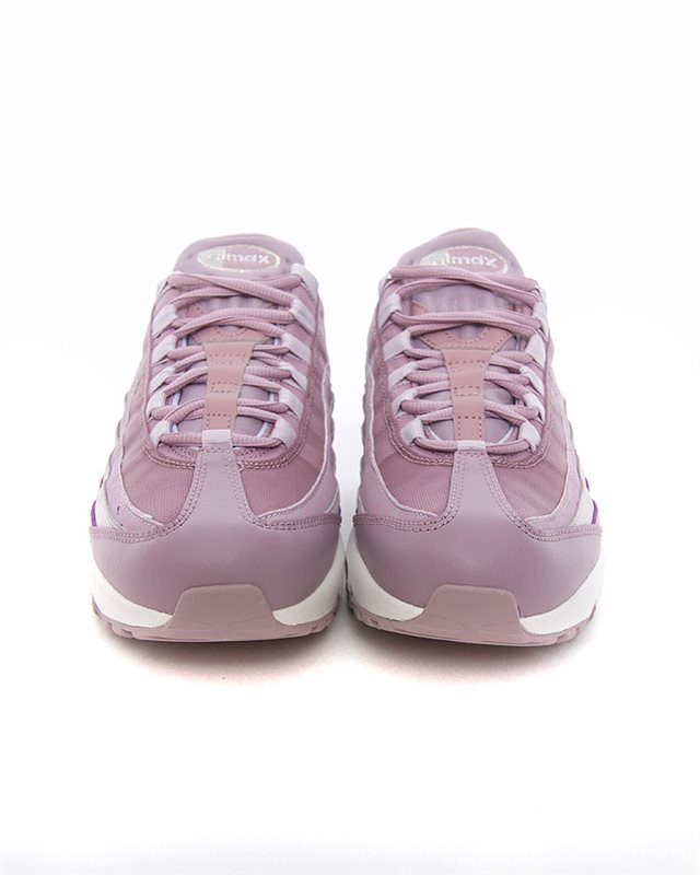 Nike air max hotsell 95 pink and purple