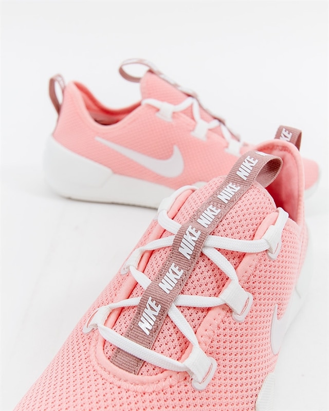 Nike hotsell ashin pink