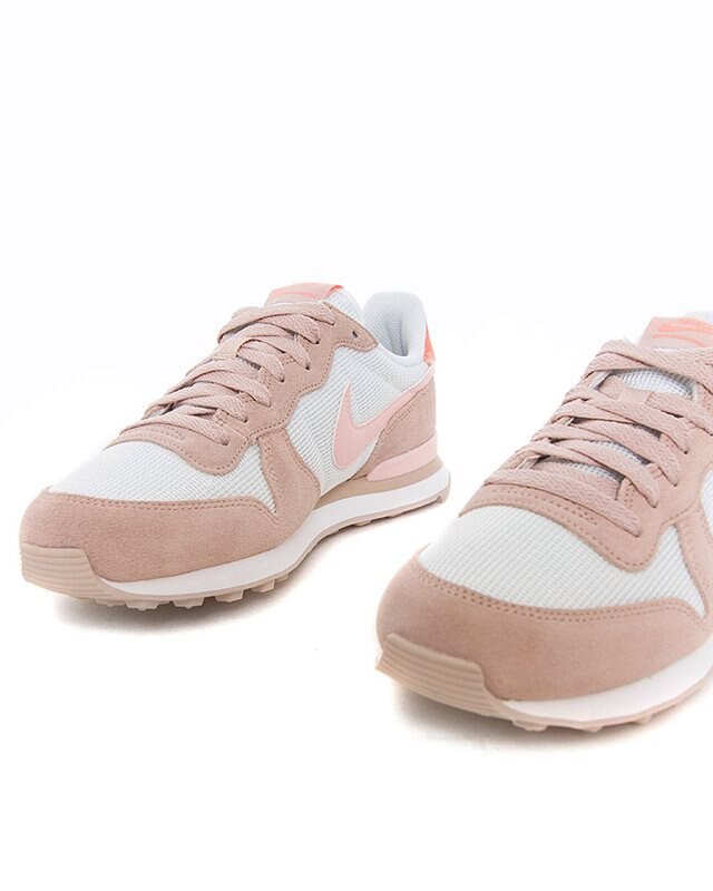 Nike internationalist 2025 se pink