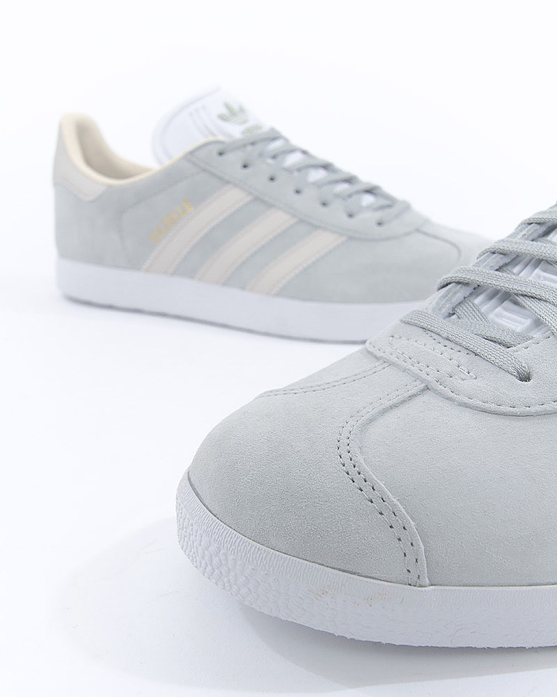 adidas Originals Gazelle W | CG6065 | Grå | Sneakers | Skor | Footish