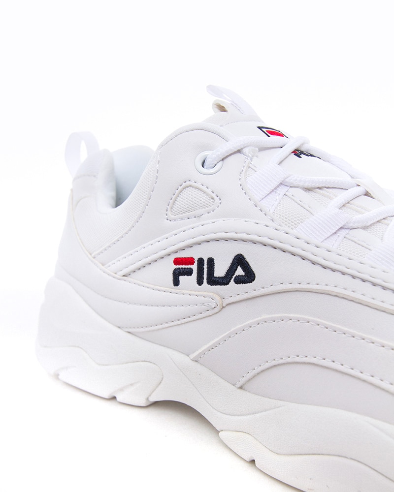 fila shoes all white