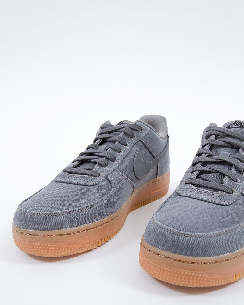 Nike Air Force 1 07 LV8 Style | AQ0117-001 | Grå | Sneakers | Skor ...