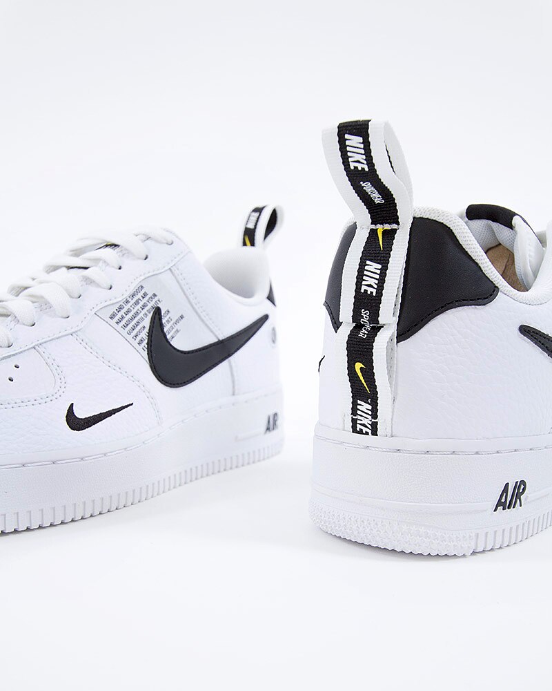 nike air force 1v8