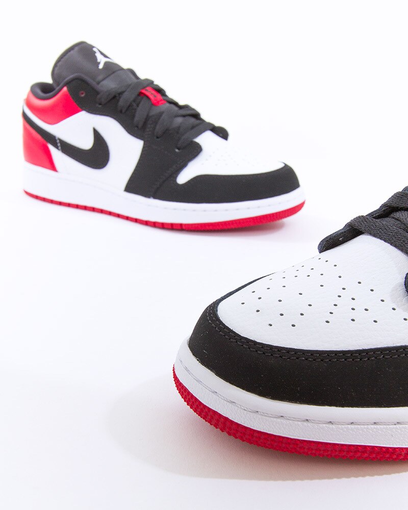 Nike Air Jordan 1 Low (GS) | 553560-116 | White | Sneakers | Skor | Footish