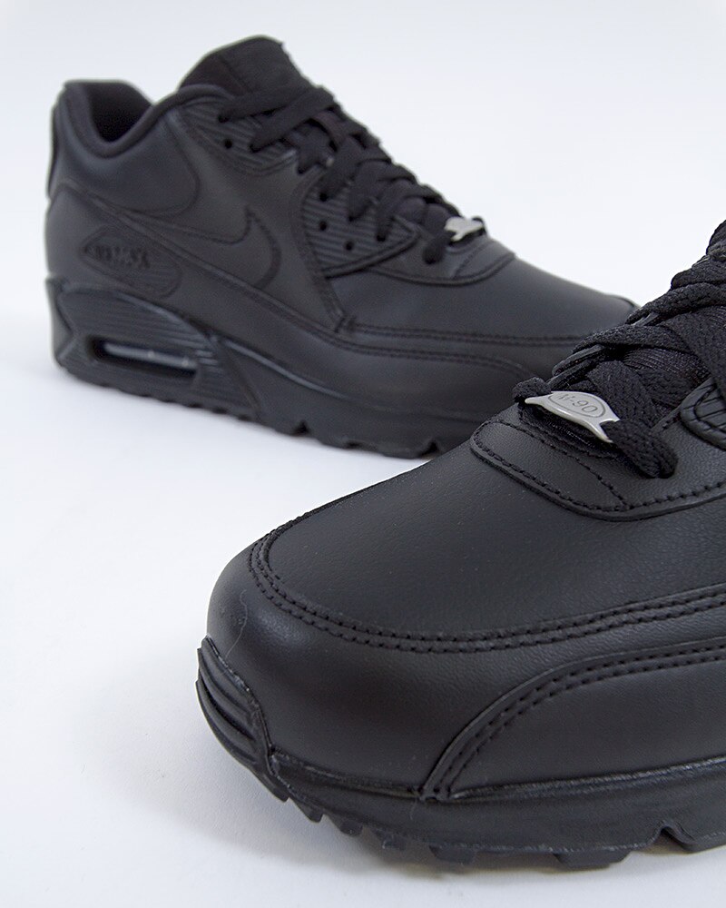 Nike Air Max 90 Leather | 302519-001 | Svart | Sneakers | Skor | Footish