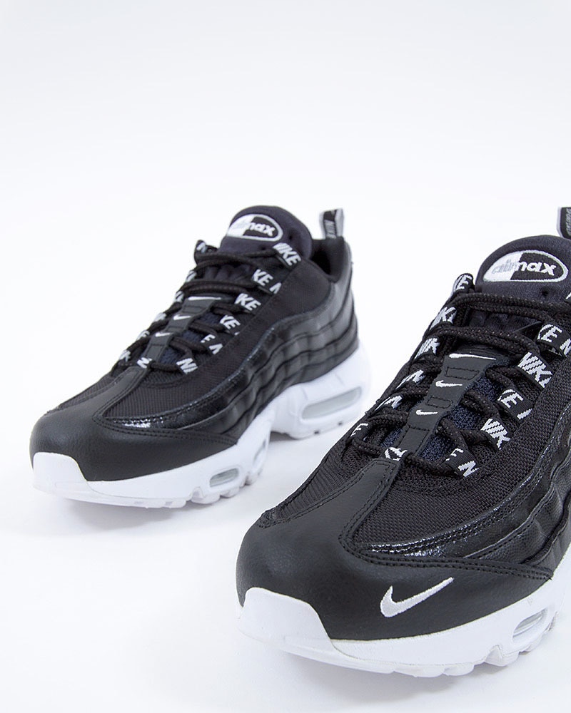 Nike Air Max 95 Premium | 538416-020 | Black | Sneakers | Skor | Footish