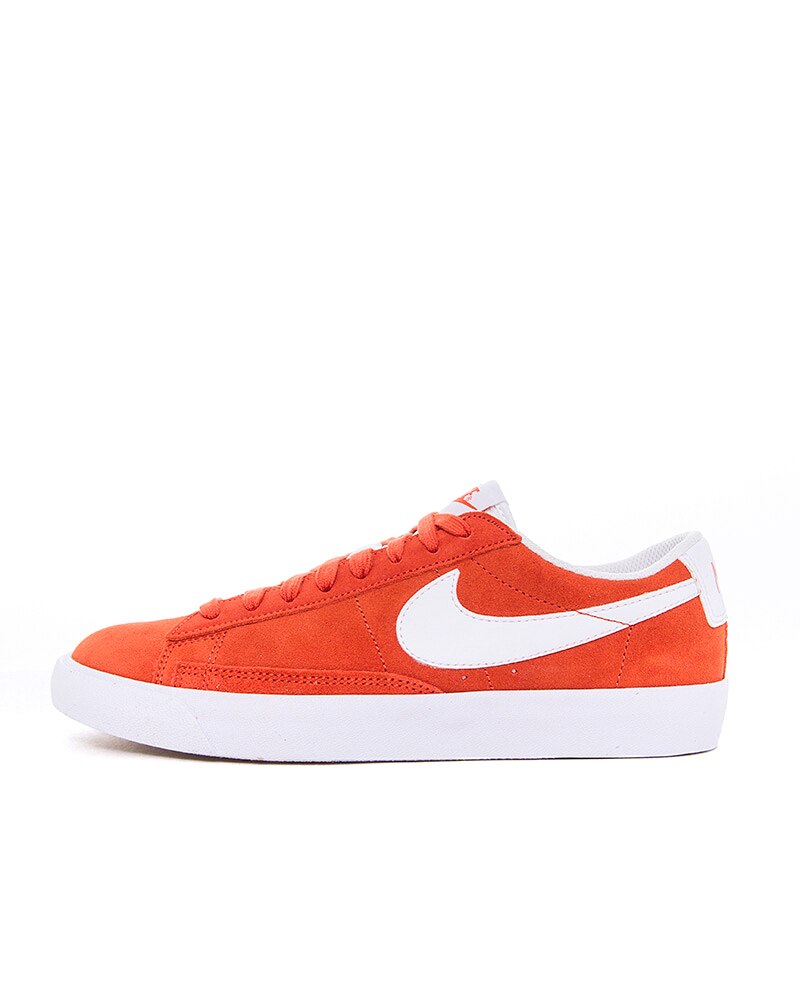 Nike blazer low sale orange