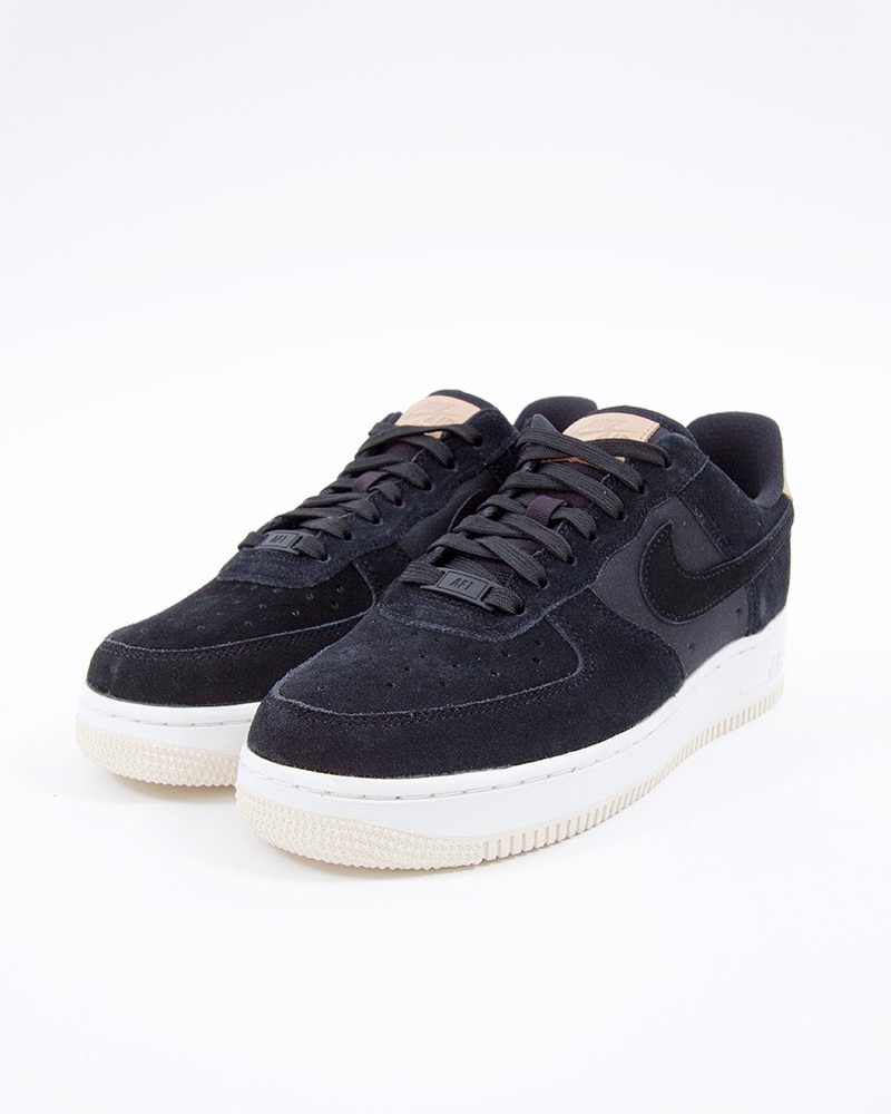 Nike Wmns Air Force 1 07 Premium 