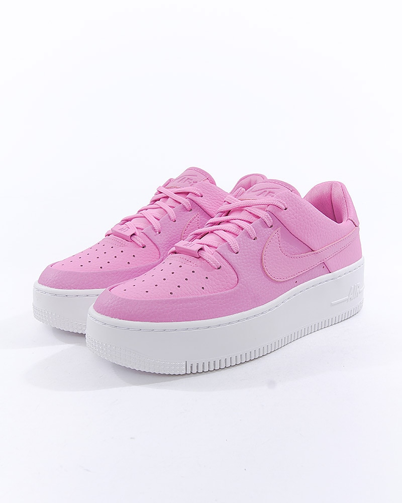 Nike Wmns Air Force 1 Sage Low | AR5339-601 | Rosa | Sneakers | Skor ...